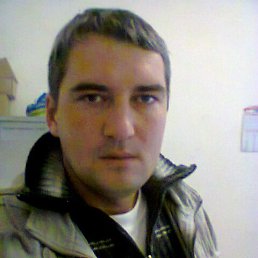 Александр, 37, Торез