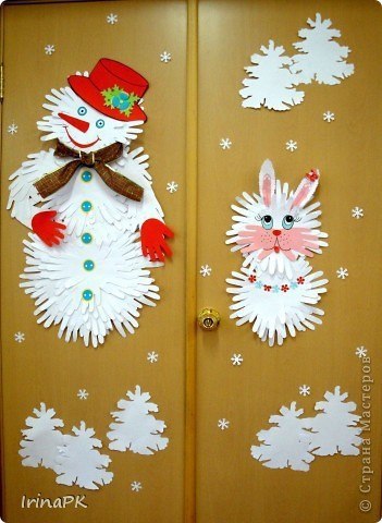 СНЕГОВИК ИЗ ЛАДОШЕК.#Новый_год_2017@roditeli_iДошкольники могут самостоятельно обвести свои ладошки ... - 2