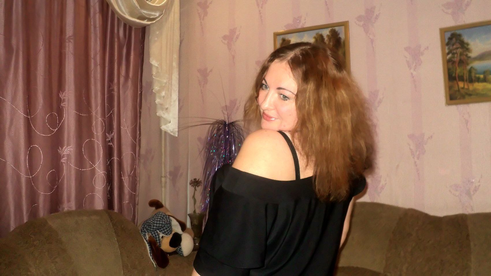 У каждого есть человек... Человек, который дарит тепло... душе, телу, мыслям... который рядом и в ...