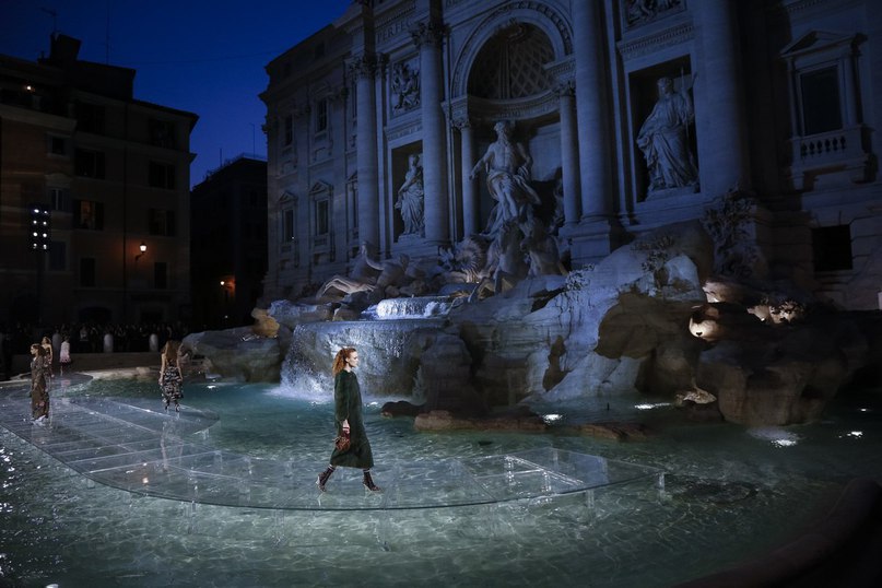 Fendi Couture Fall 2016 - 3