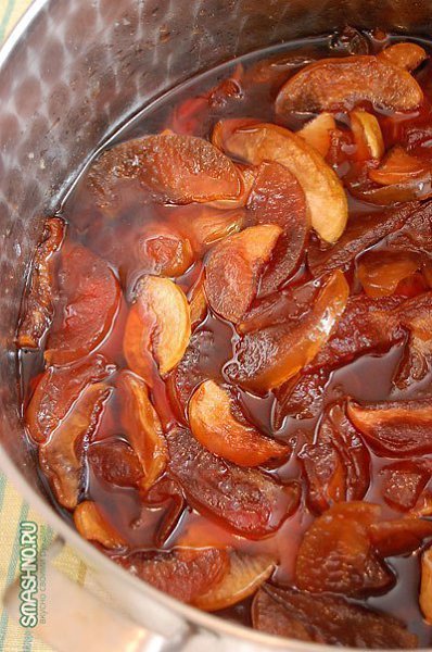 Яблочное варенье, прозрачное и душистое. Какой запах, цвет, вкус… Вам потребуется: килограмм яблок; ... - 8