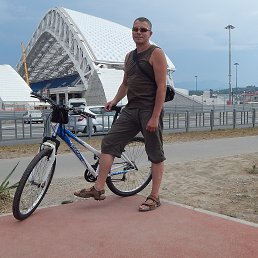 vadim, 44 , 