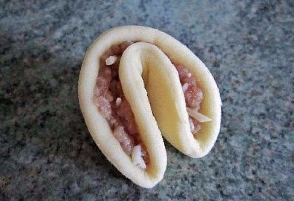 Невиданной красоты мясной пирог предлагаем приготовить и вам! Украсьте свой стол шедевром кулинарии! ... - 4