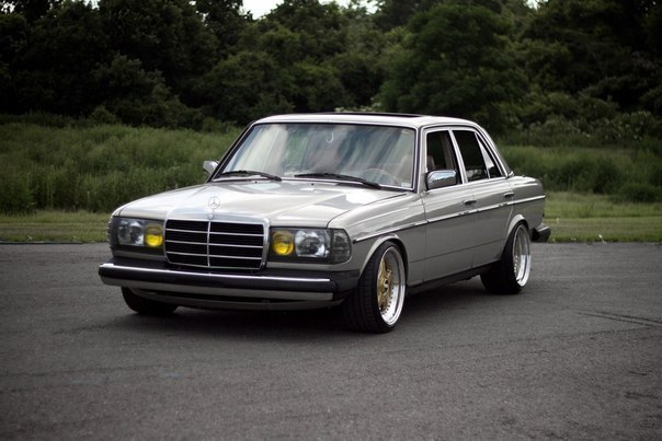 Mercedes-Benz W123