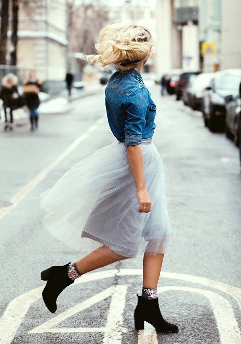 Street style:     . 10   . - 10