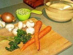 Сливочный суп с рисом и грибами.4 куриных крышка (или другое мясо курицы);2 ст. ложки оливкового ... - 2