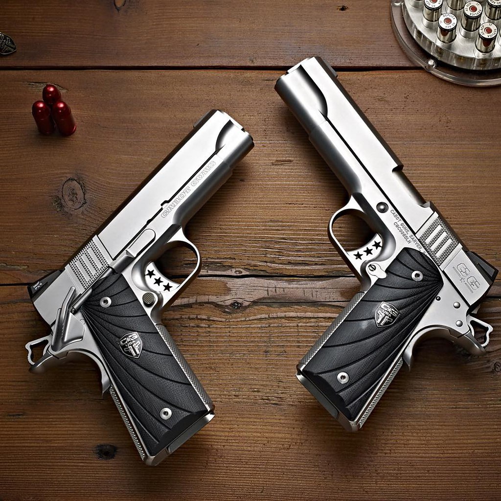 Cabot Guns | Mr. Left & Mr. Left Commander