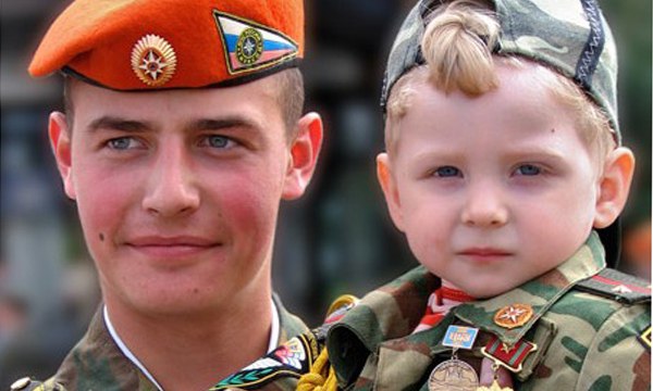 Защитникам отечества.Е. Шаламанова Мальчики, парни, мужчины! Цвет восходящей зари! Гордость ...