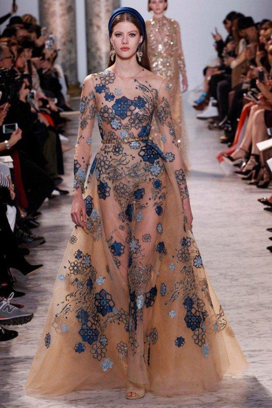      Elie Saab.     , ... - 7