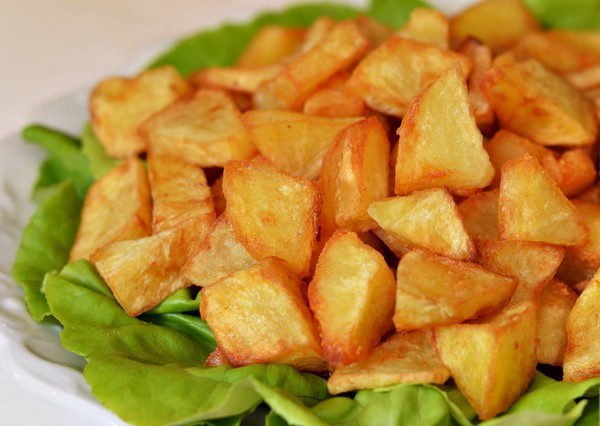 Хрустящий жареный картофель.Отличный рецепт вкуснейшей картошки, хрустящей снаружи и мягкой внутри. ... - 6