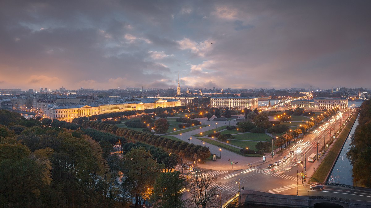 Пол санкт петербурга. Марсово поле в Санкт-Петербурге. Марсово поле, Санкт-Петербург, Марсово поле. Марсово поле ночью СПБ. Марсово поле потешный луг.