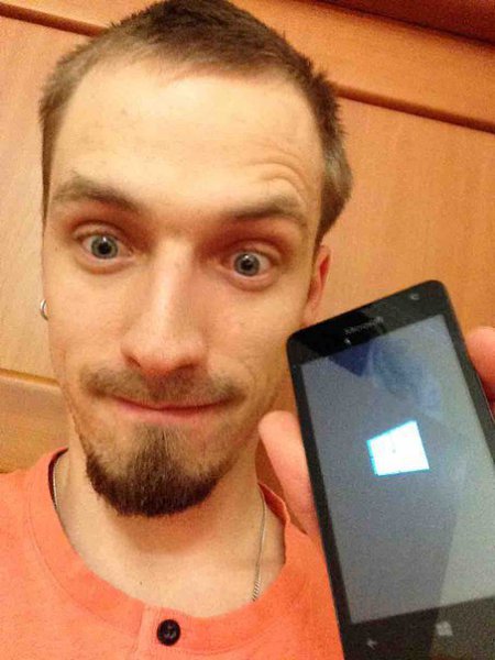 Получил свой Мicrosoft Lumia 430 за 402,90руб. Гаджет ехал примерно месяц со дня покупки. Всем удачи ...