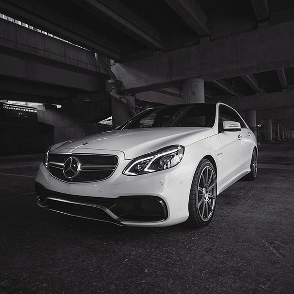 Mercedes-Benz E63 AMG