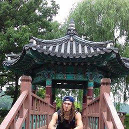 Street Teacher, 38, 