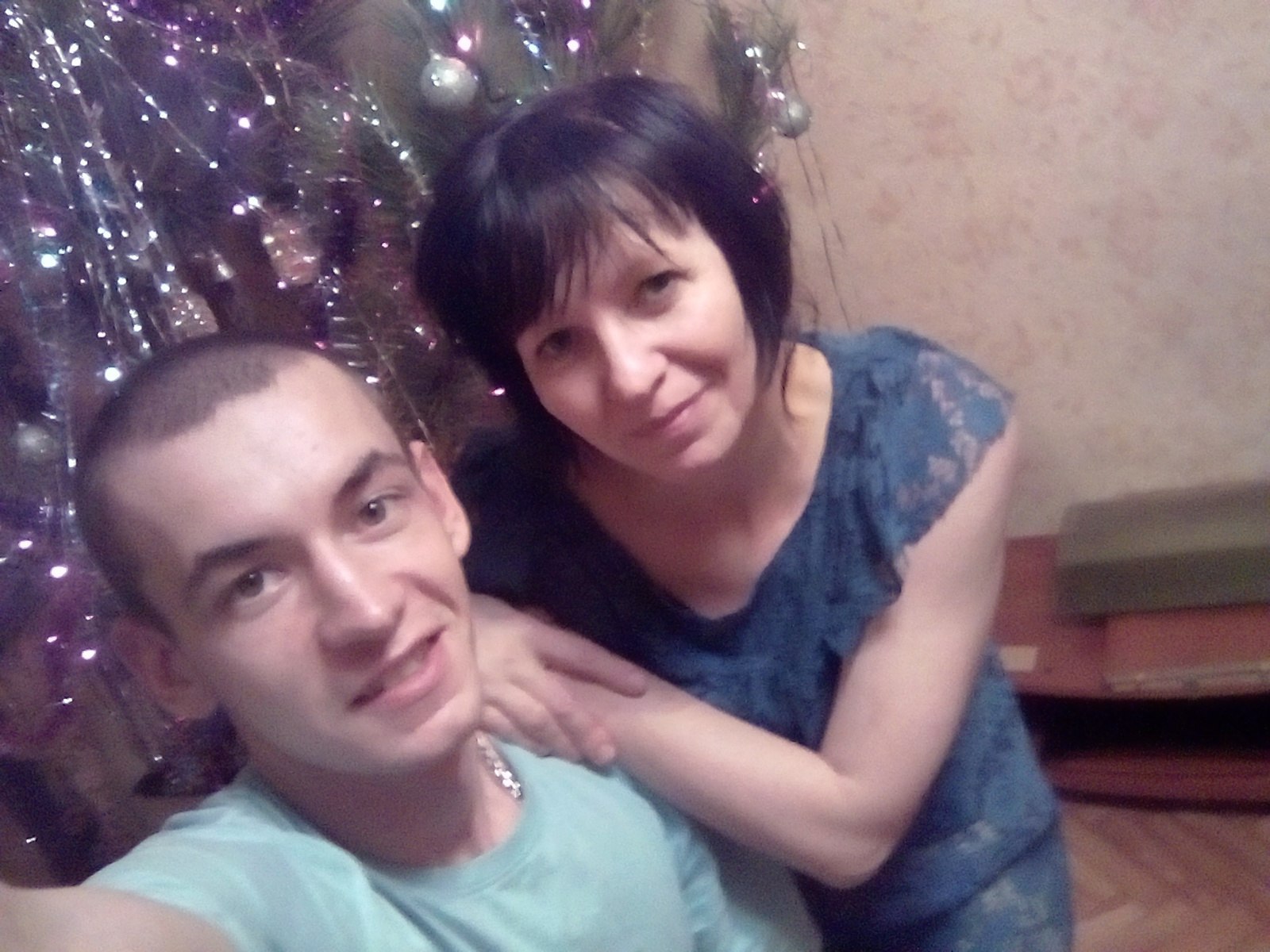 Ivan Kholosha - 31  2016  02:01