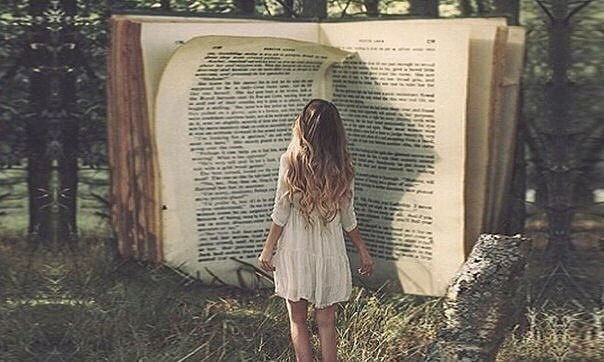 Наверно, каждого человека в бескрайней книжной вселенной ждет одна-единственная книга, которая и ...