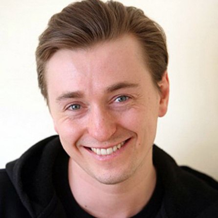 Свою женщину надо любить, просто любить. Хочешь кого-то воспитывать — купи собаку. С. Безруков