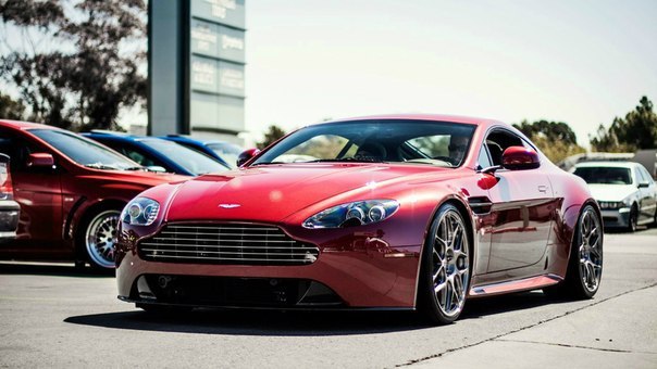 Aston Martin Vantage