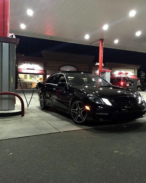 Mercedes-Benz E63 AMG