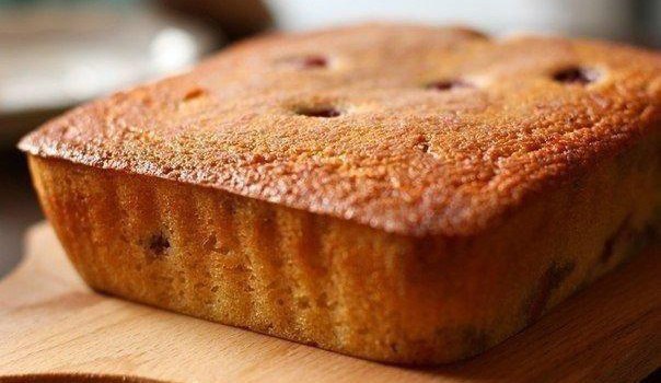 Манник - очень вкусный пирог для ваших деток.Ингредиенты:-1 стакан манки-120 г сметаны (15-20%)-1 ...