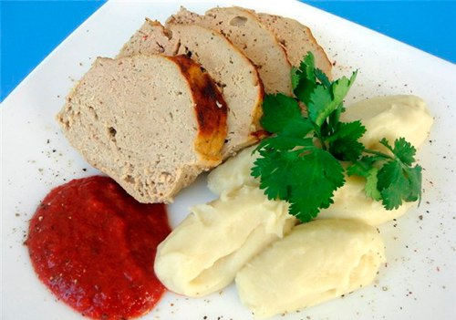 Мясное суфле.Требуемые ингредиенты: 300 грамм мяса нежирного 4 штуки яиц среднего размера 90 грамм ...