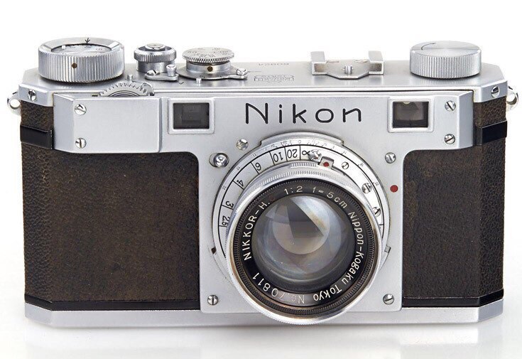    Nikon     384 000 .   1948   ...