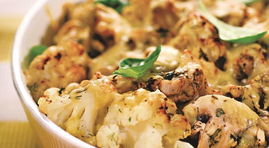 Цветная капуста с грибами и сыром.на 100грамм - 66.75 ккалБ/Ж/У - 4.13/4.34/3.19Ингредиенты:Цветная ...