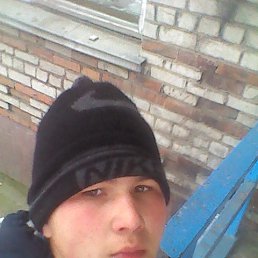 кузнецов, 24, Нижнеудинск