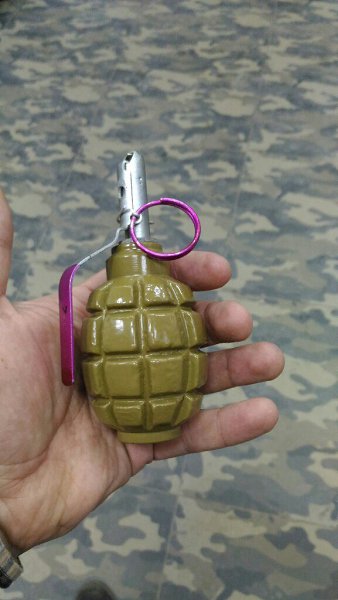 Ищете подарок? Думаете,что подарить другу,родственнику, на 23 февраля? Носки? Набор для бритья? ... - 9