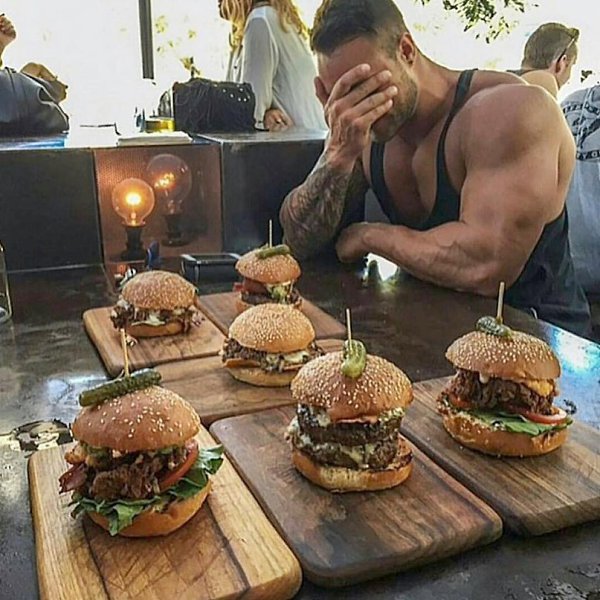 10 мифов о питании.Несмотря на развитие наших знаний о питании, многие продолжают цепляться за ...