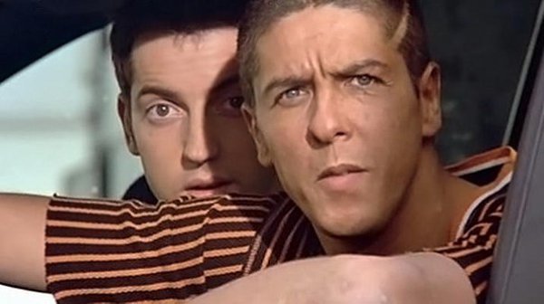Компания Мерседес подала в суд на фильм «Такси», так как в конце фильма прозвучала фраза в адрес ...