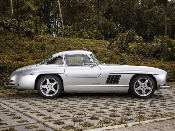 1954 Mercedes-Benz 300 SL Gullwing AMG - 2