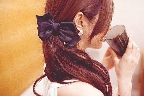 Мои чувства - не ваша боль, мой стиль - не ваша мода, моё счастье - не ваше дело.