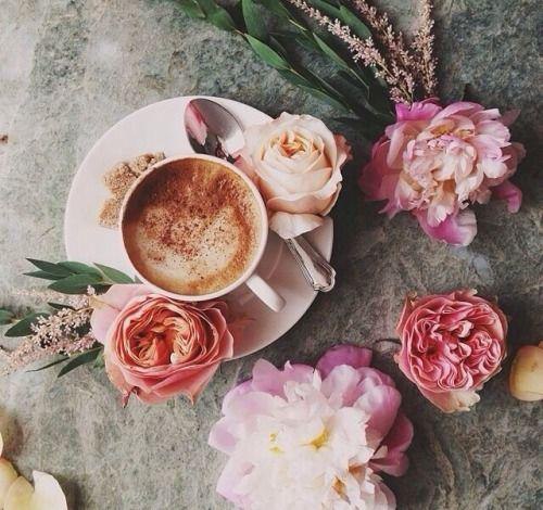 Радуйся маленьким радостям. Когда-нибудь ты посмотришь назад и поймешь, что это и были настоящие ... - 2