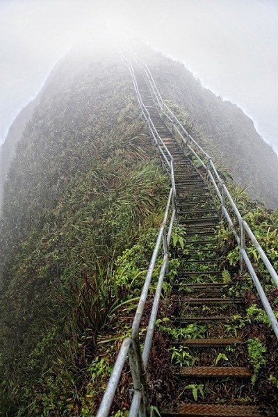        , .  (Haiku Stairs)    ... - 4