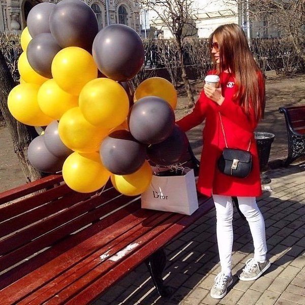 Он такой переменчивый, вредный, дерзкий, строптивый, иногда просто невыносимый, но я люблю его... ...