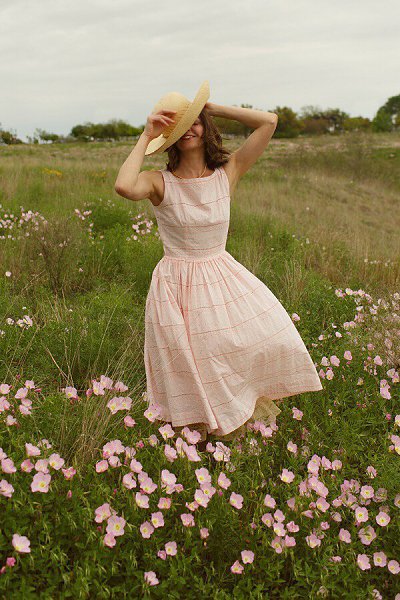 Fashion inspiration.Buttercup Daydream via Dalena Vintage - 4