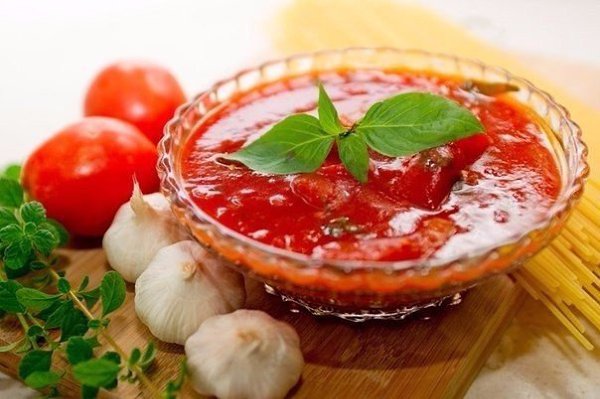 Самые вкусные соусы.1. СацебелиИнгредиенты:Томатная паста (густая) — 200 гВода — 200 гКинза — 2 ... - 5