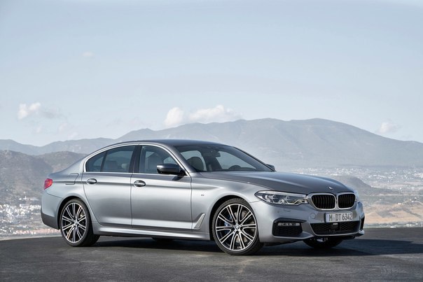   BMW 5 Series G30 2017