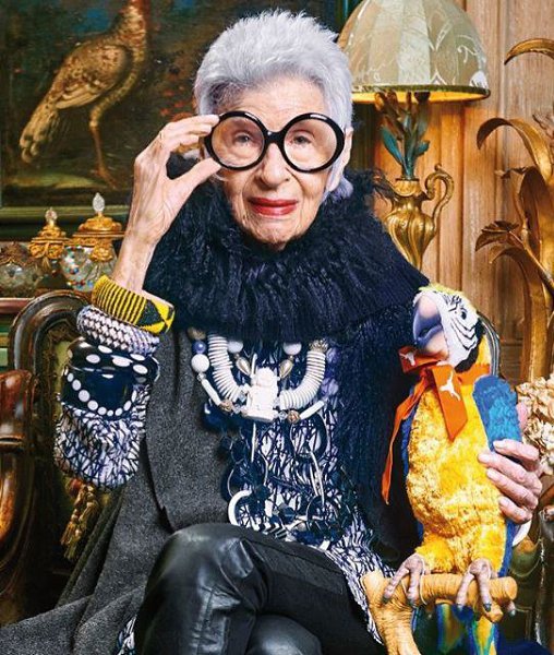 94-летняя Айрис Апфель в рекламной кампании Blue Illusion. - 2