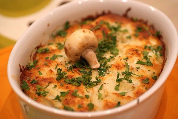ТОП-8 ВКУСНЕЙШИХ ЗАПЕКАНОК ДЛЯ ВАС .1. КУРИНАЯ ЗАПЕКАНКА ИНГРЕДИЕНТЫ: ~1,2 кг. куриного фарша 4 ... - 6