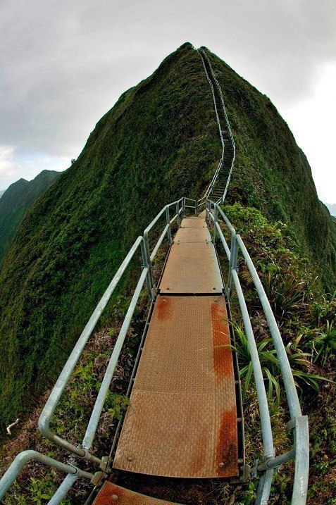        , .  (Haiku Stairs)    ... - 3