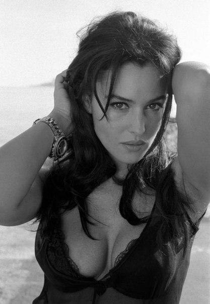 Monica Bellucci - 3