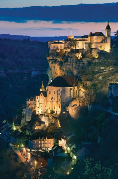 Bертикальная дepевня Poкамадур (Rocamadour), Франция.Дeрeвня Pокамадуp (Rocamadour), Фpанция, это, ... - 10