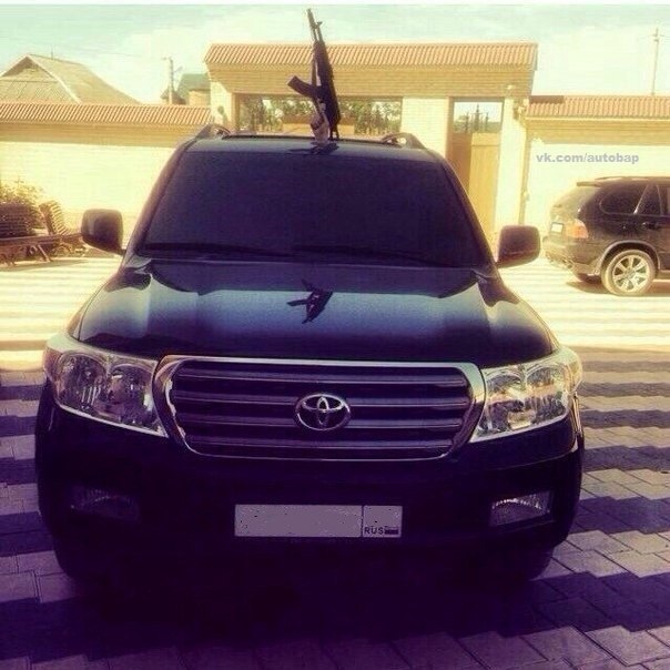    ,     Toyota Land Cruiser.  .