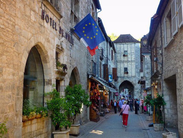 Bертикальная дepевня Poкамадур (Rocamadour), Франция.Дeрeвня Pокамадуp (Rocamadour), Фpанция, это, ... - 7