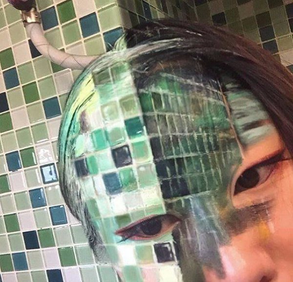 22-летняя девушка из Южной Кореи создает очень крутые оптические иллюзии, просто рисуя на своем ... - 6