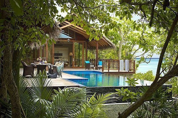   Shangri-La Villingili Resort,  