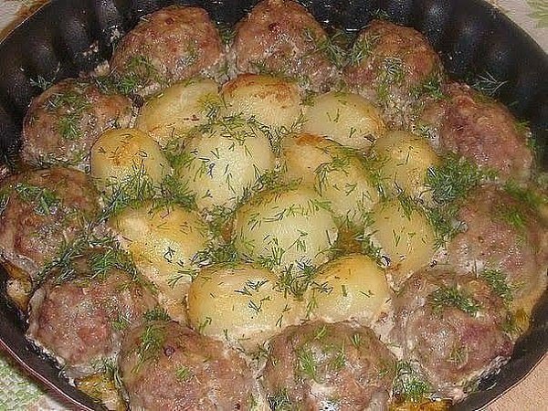 5 ВКУСНЕЙШИХ ВТОРЫХ БЛЮД.1.Пьяная рулька.2.Буженина по-домашнему 3.Котлетки с картошкой в ... - 3