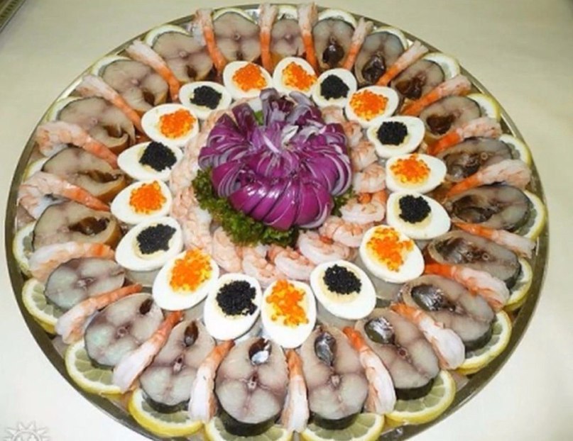 Как подать рыбку к праздничному столу? Собираем идеи!